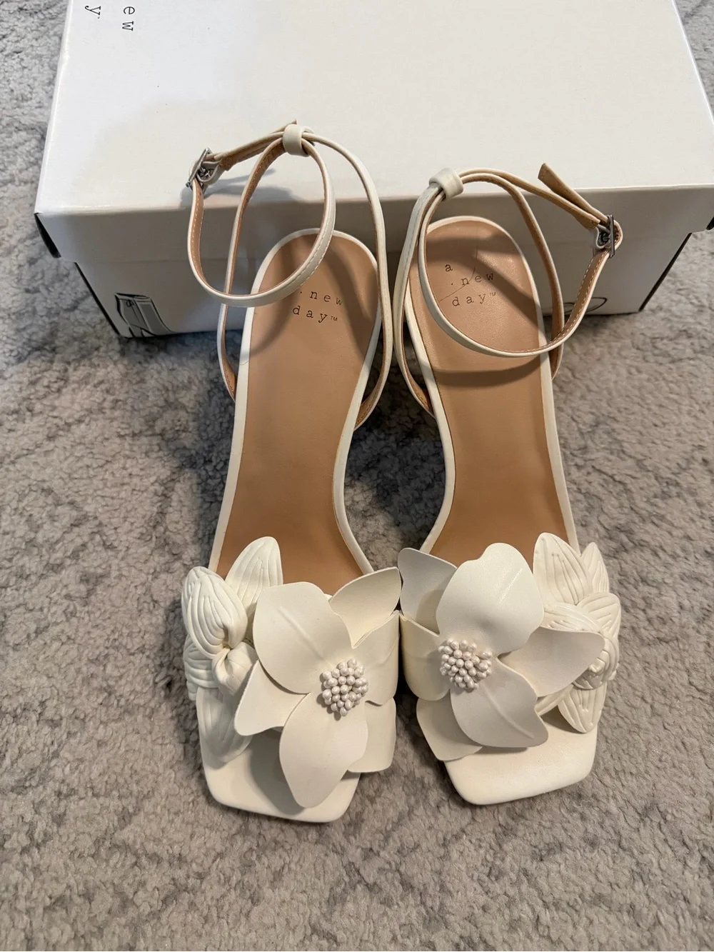 A New Day Women's White Floral Ankle-Strap Heeled Sandals